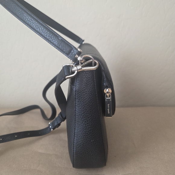 Kate Spade Cobble Hill Small Toddy Black Leather Crossbody Bag Flap - Picture 13 of 14